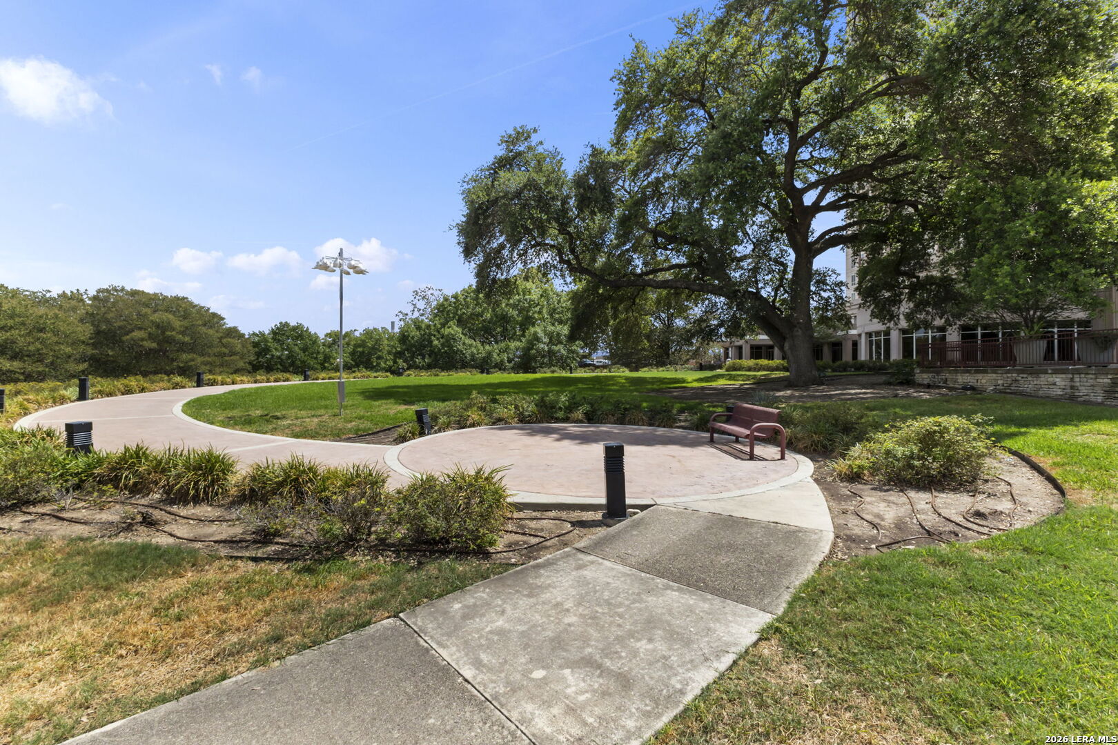 1 TOWERS PARK LN Unit: 1111