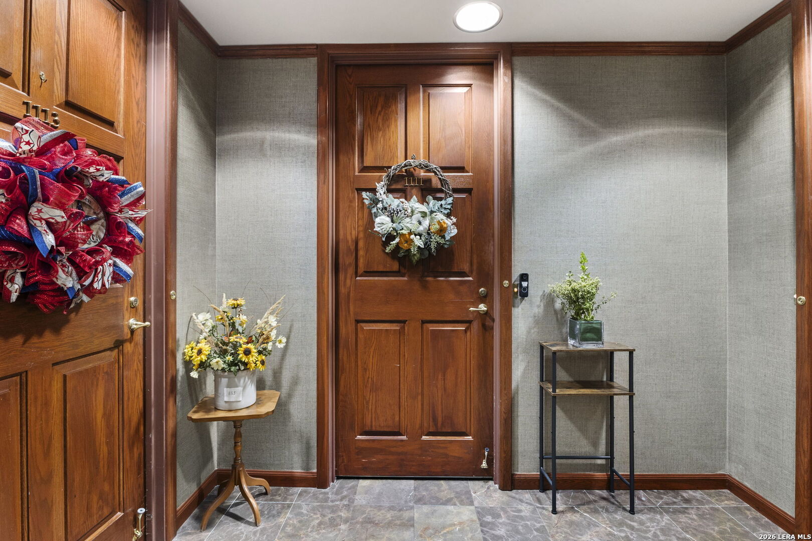 1 TOWERS PARK LN Unit: 1111