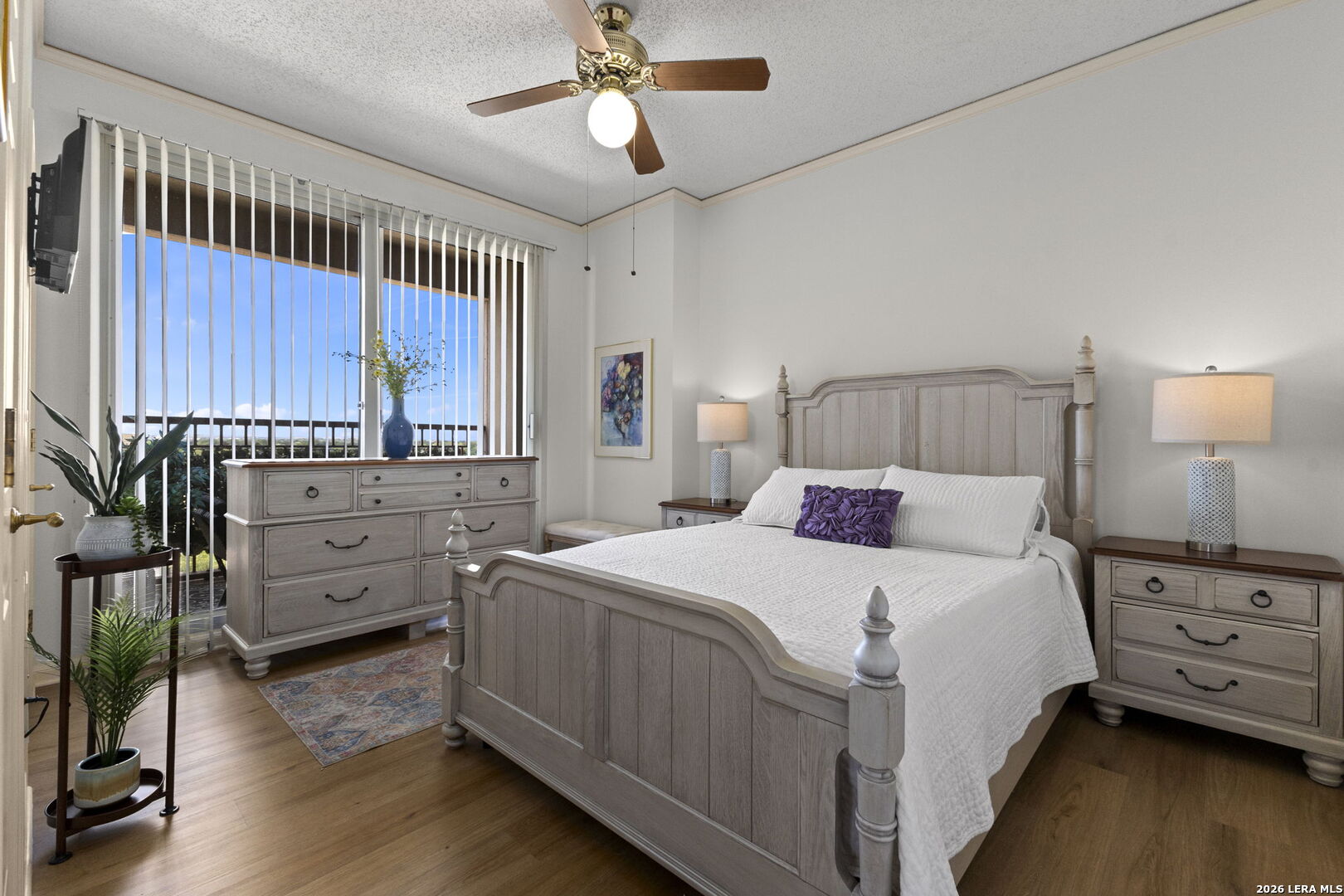 1 TOWERS PARK LN Unit: 1111