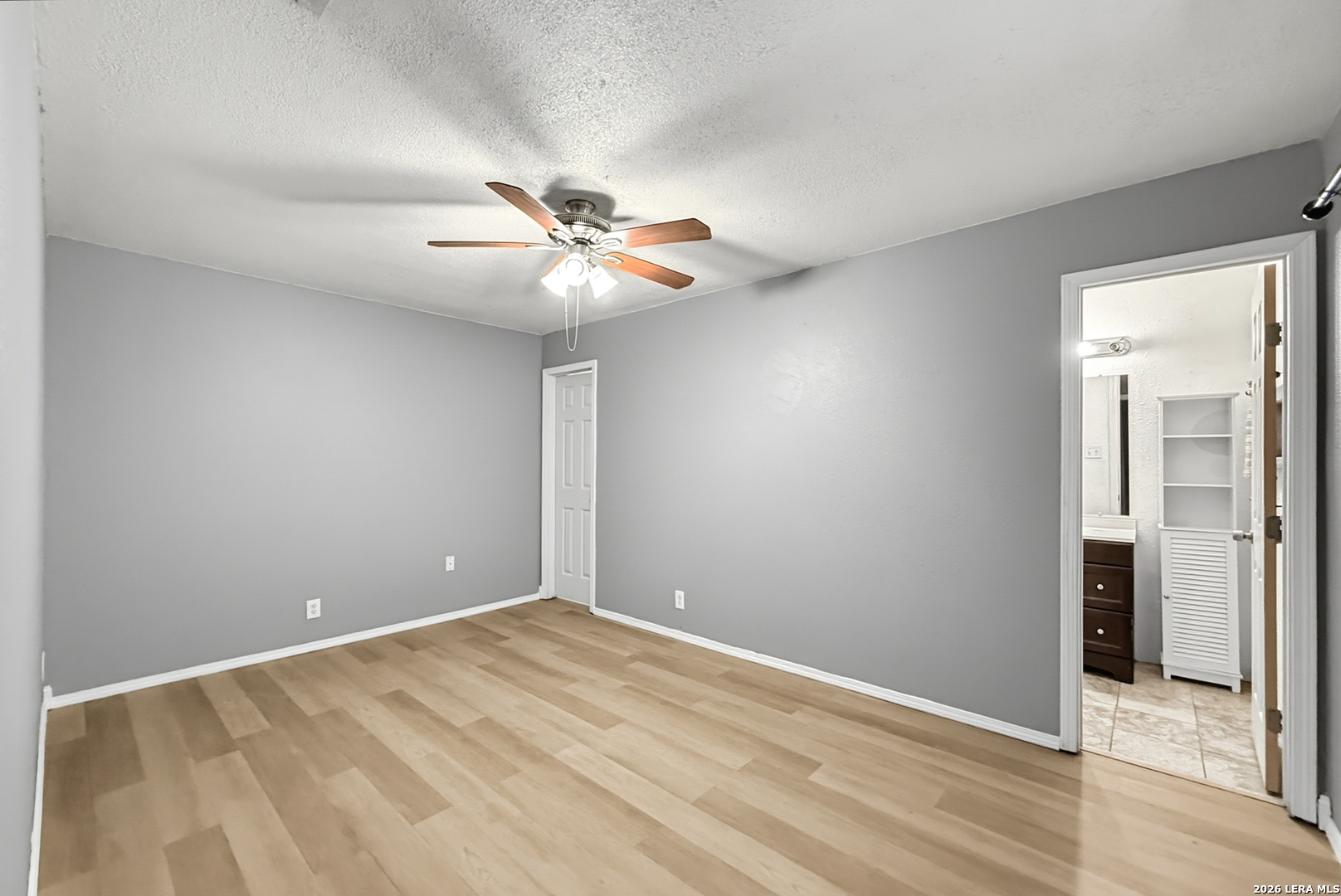 4327 Sun Falls