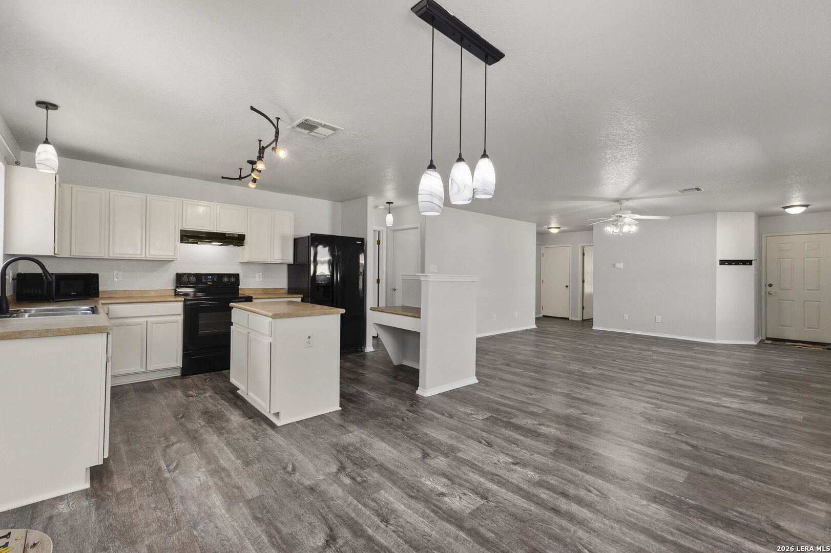 9031 LAGUNA FLS