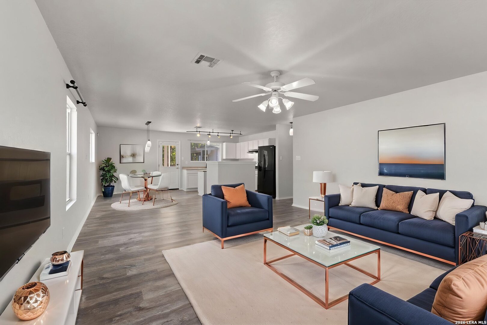 9031 LAGUNA FLS