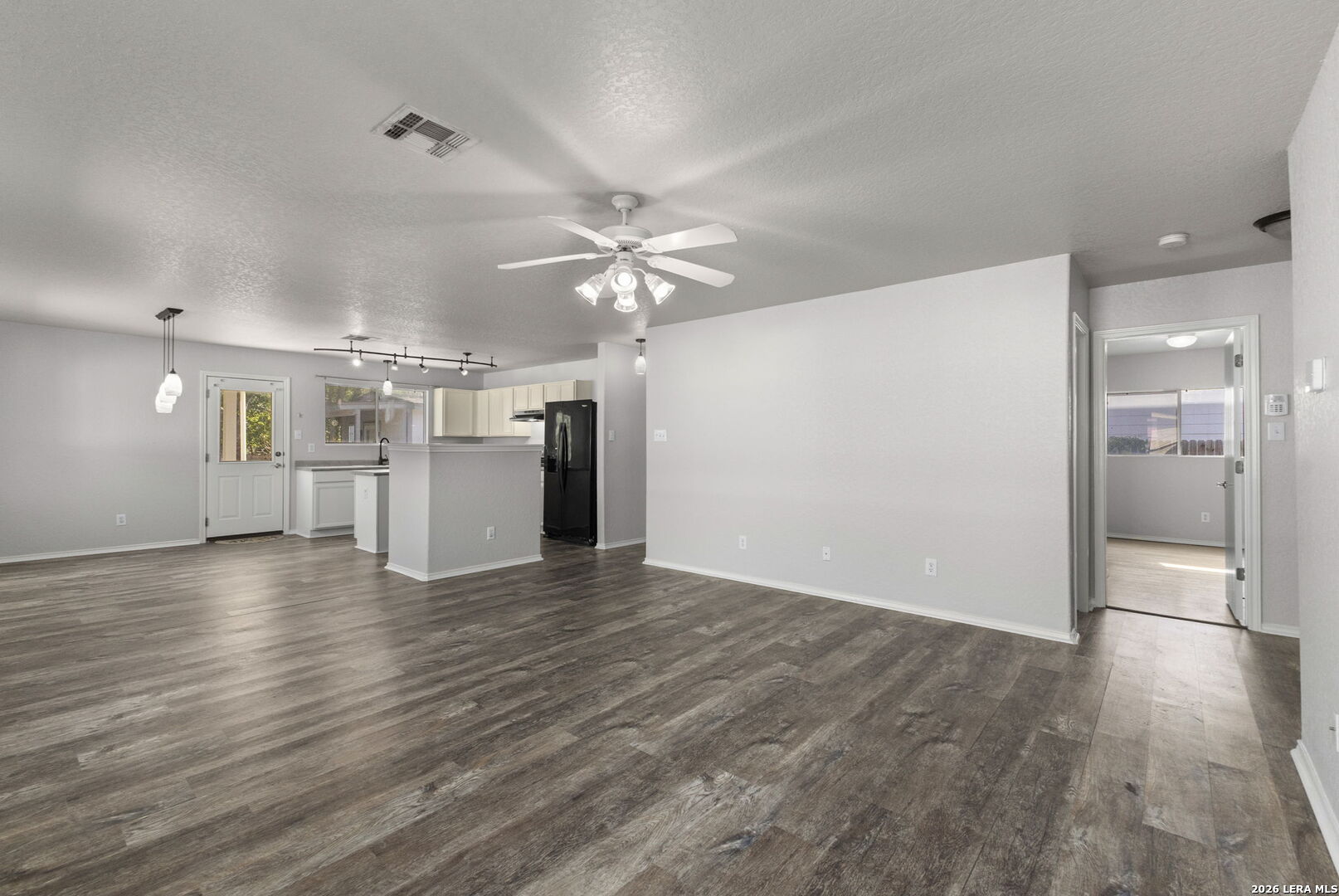 9031 LAGUNA FLS