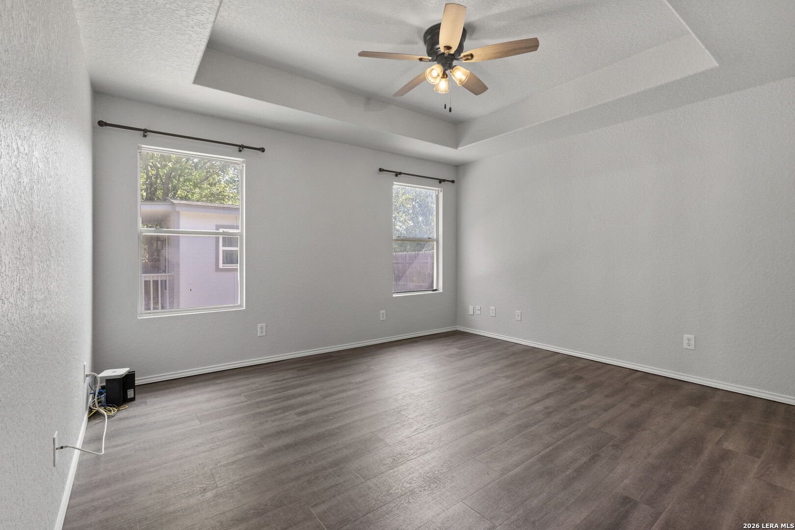 9031 LAGUNA FLS