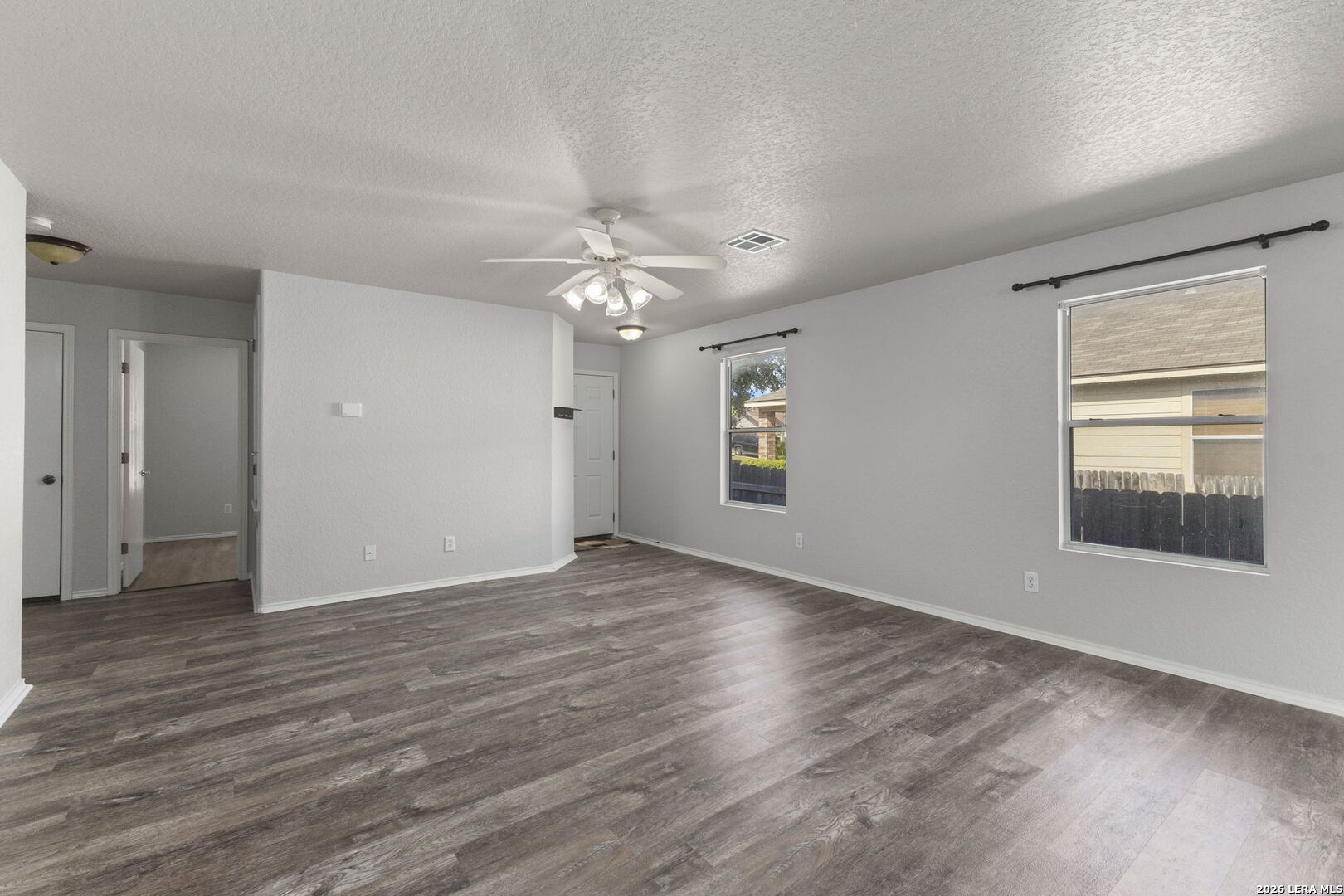 9031 LAGUNA FLS