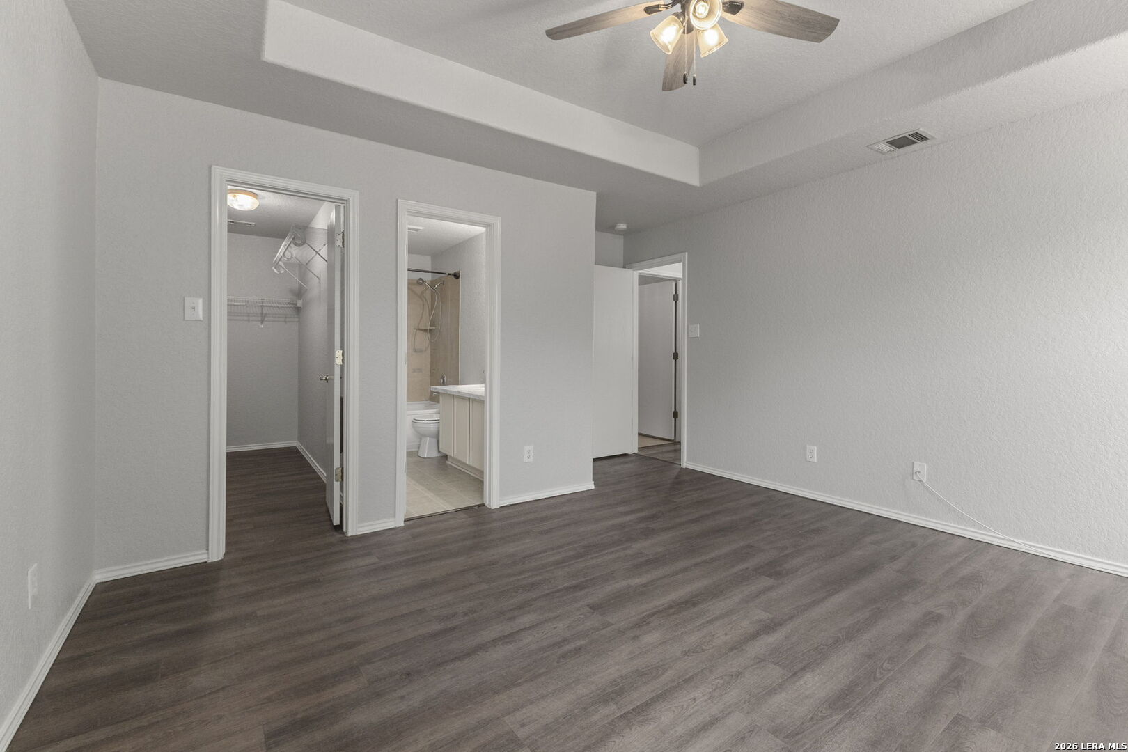 9031 LAGUNA FLS