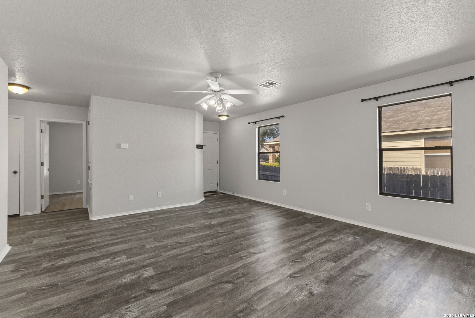 9031 LAGUNA FLS
