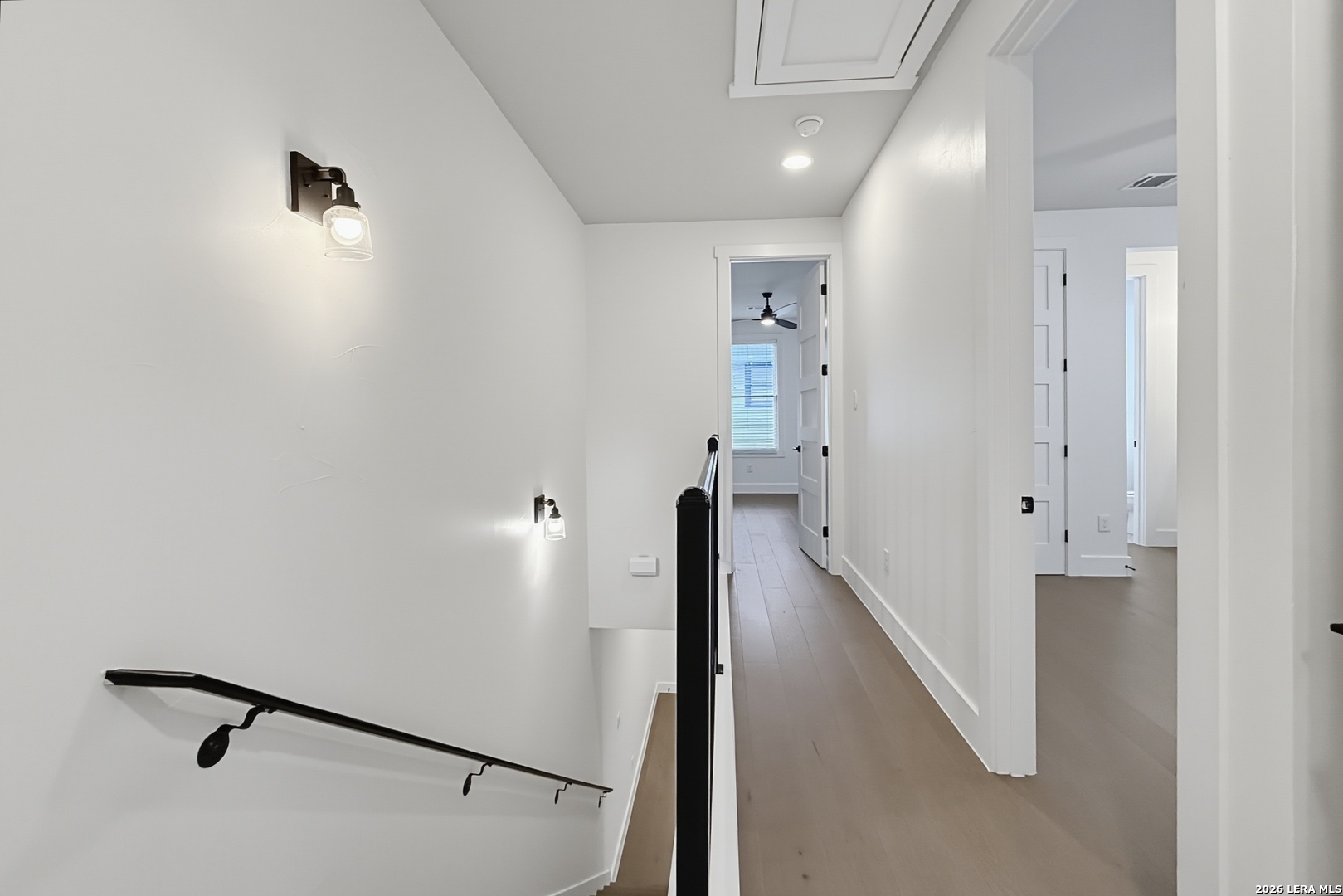 311 E Evergreen Unit: 18