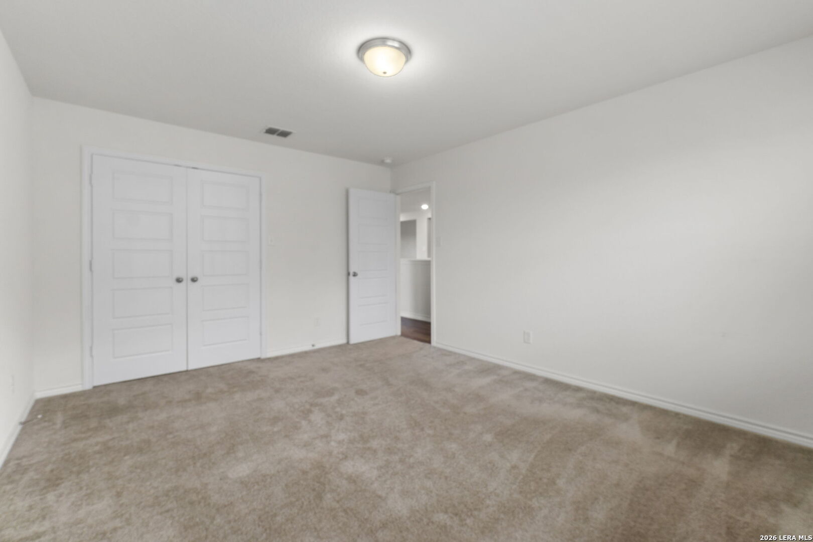 3326 PUTNAM FLDS