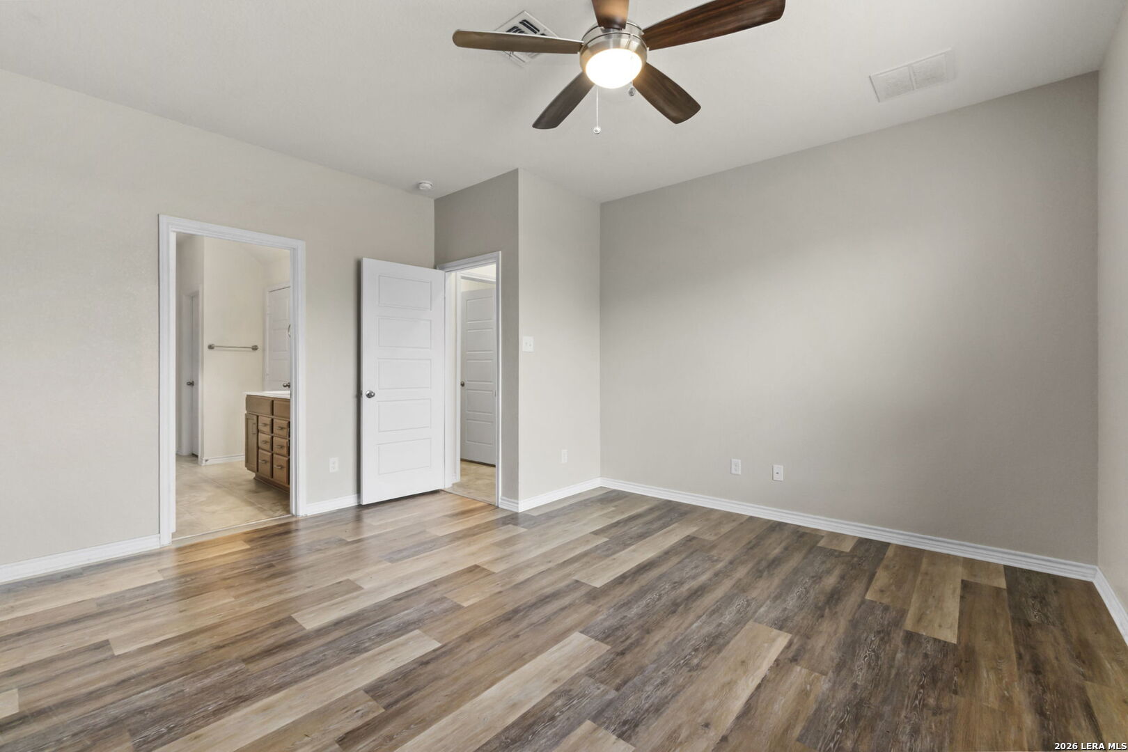 3326 PUTNAM FLDS