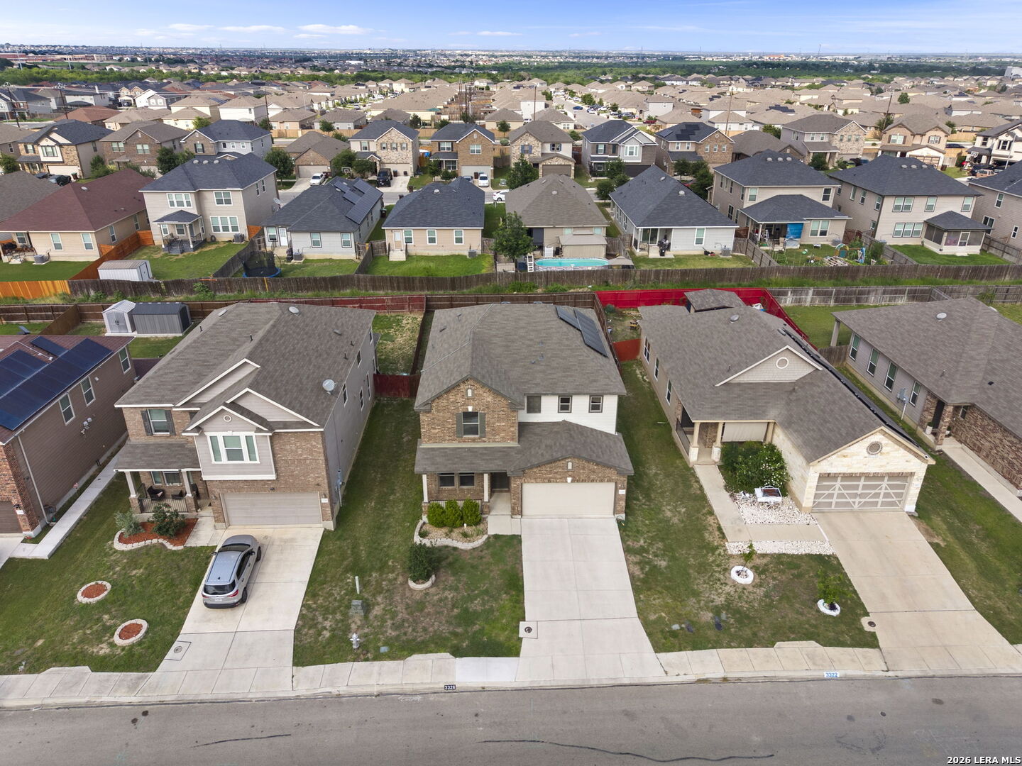3326 PUTNAM FLDS