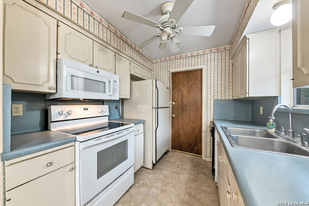 5615 Gillis