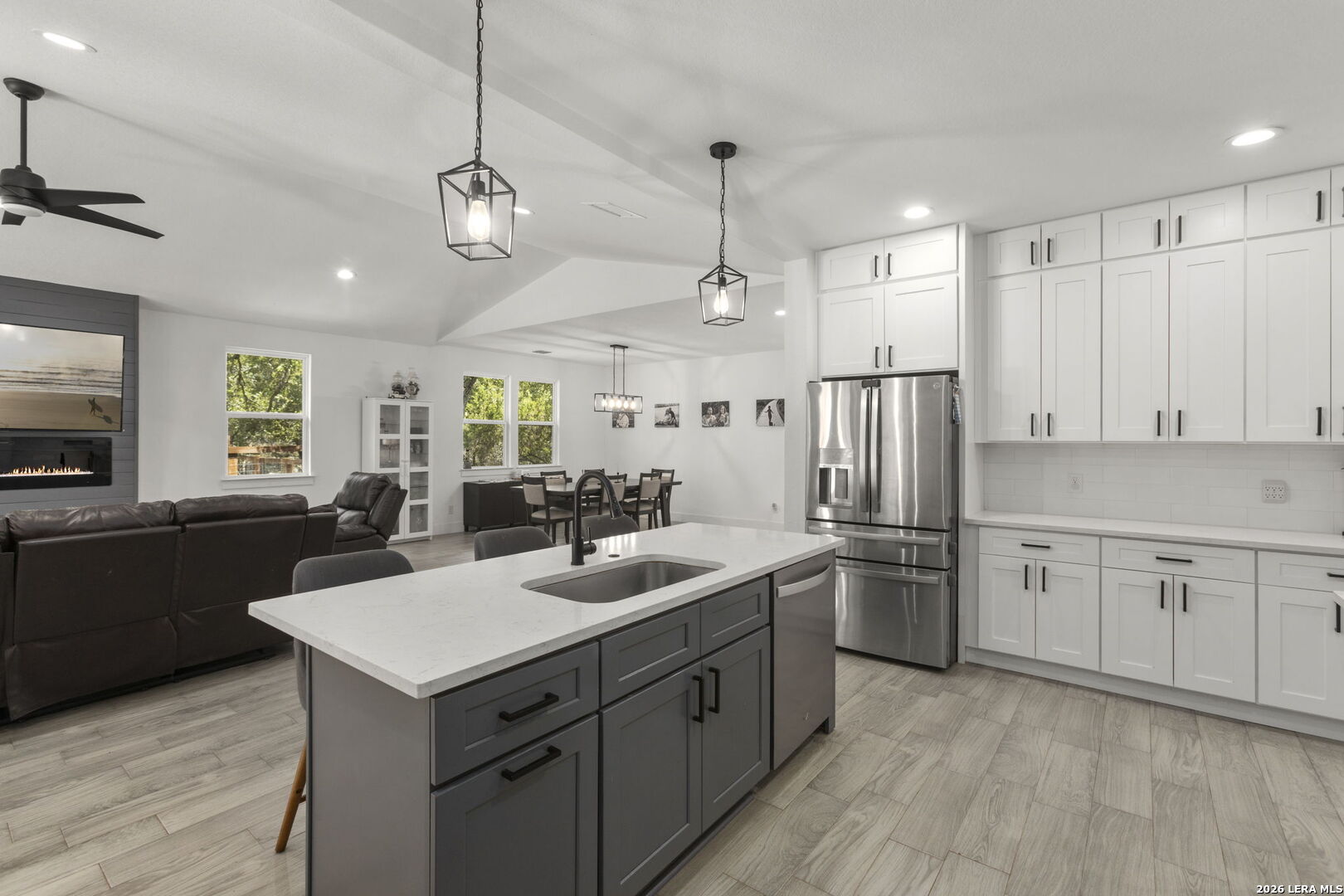 108 Highland Woods