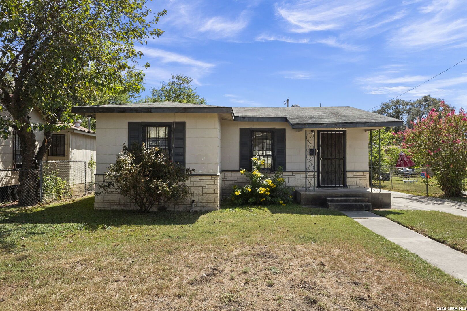 2330 Waverly Avenue