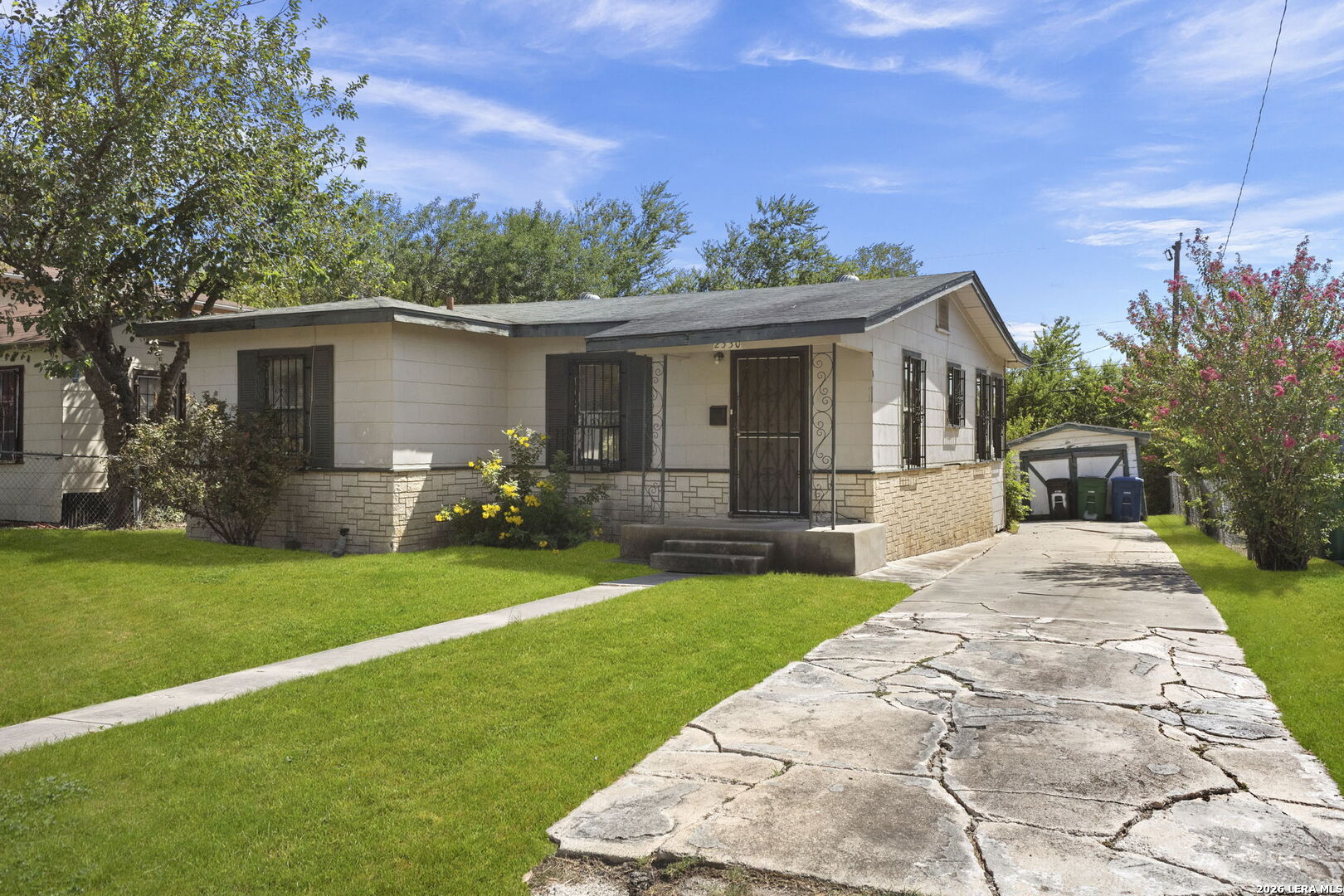 2330 Waverly Avenue