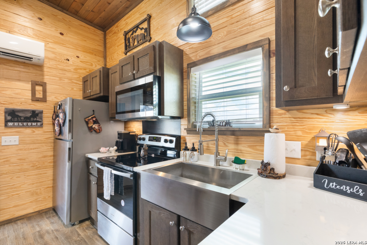 5386 Ranch Road 1376 #140