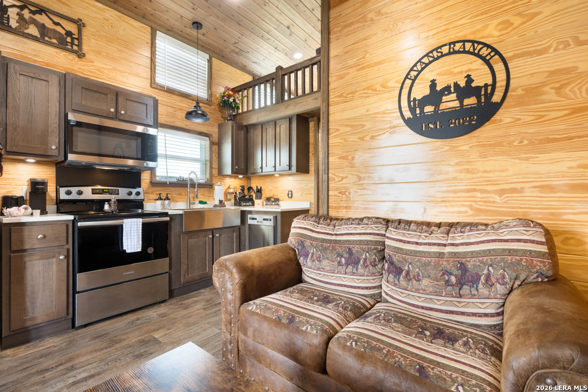 5386 Ranch Road 1376 #140