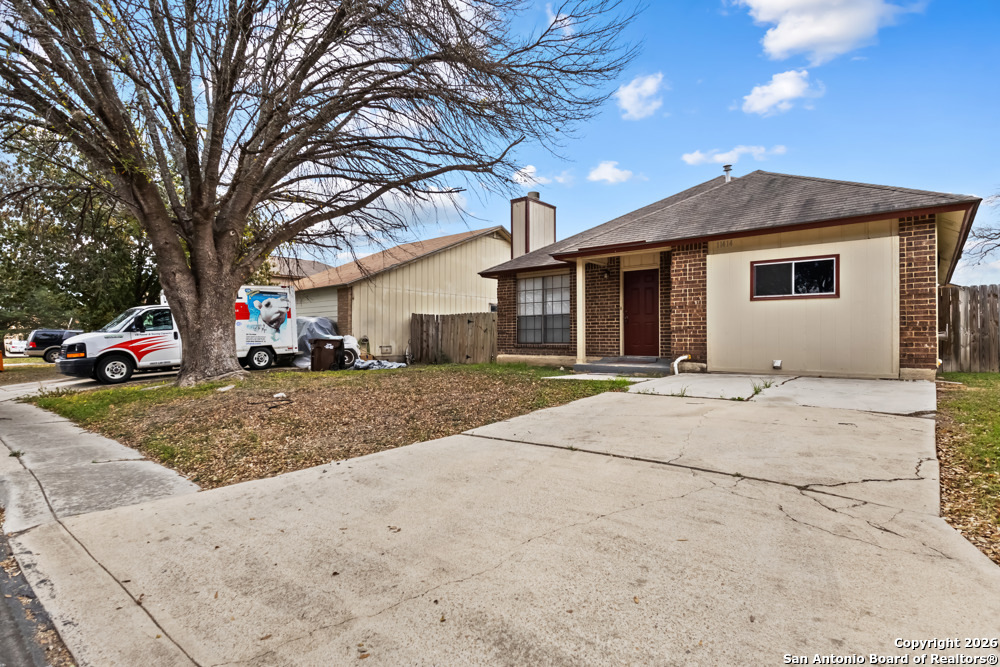 11414 Red Feather Ln.