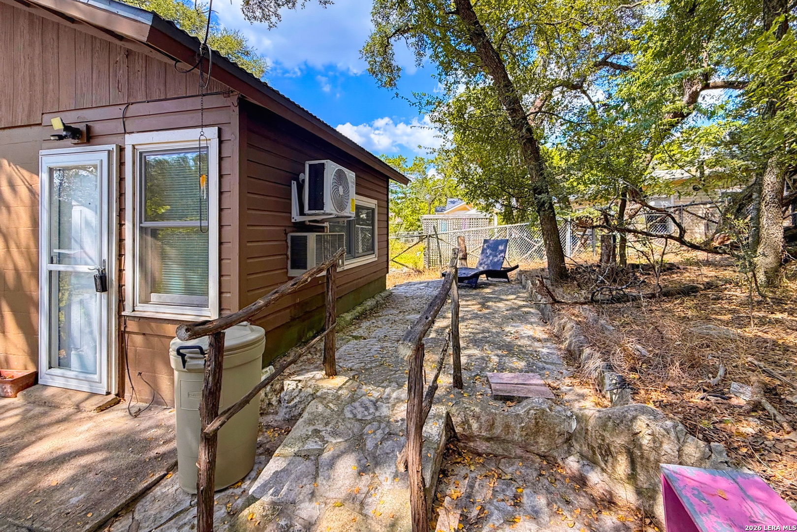 18627 Hillside Drive