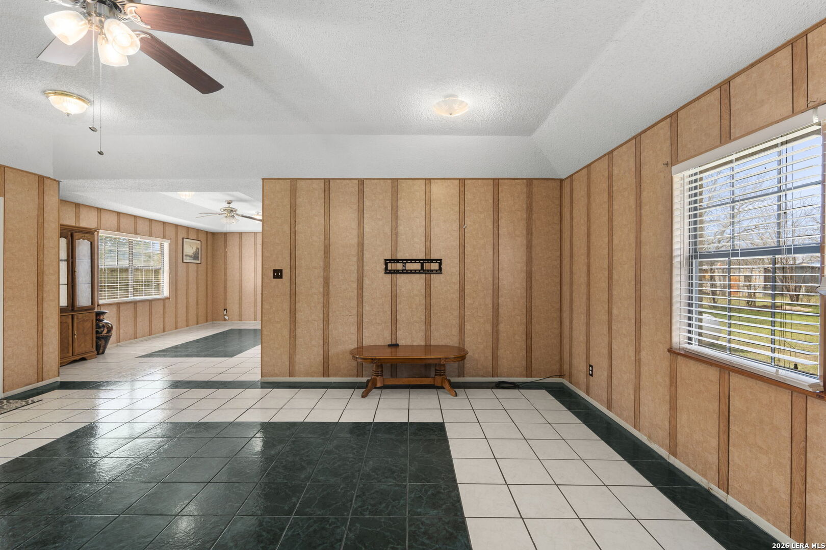 105 East St