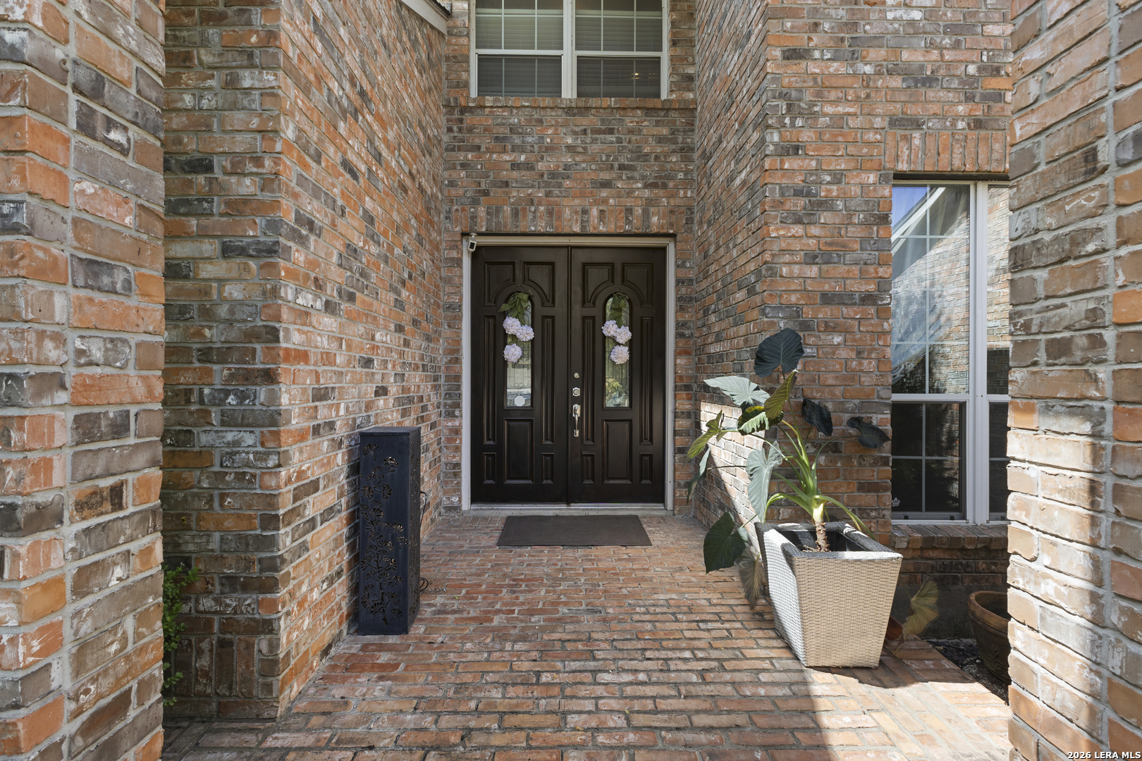 7614 MOSS BROOK DR