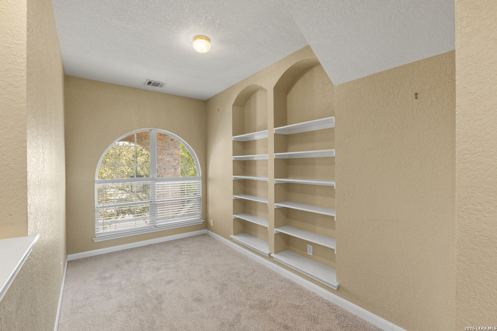 7614 MOSS BROOK DR