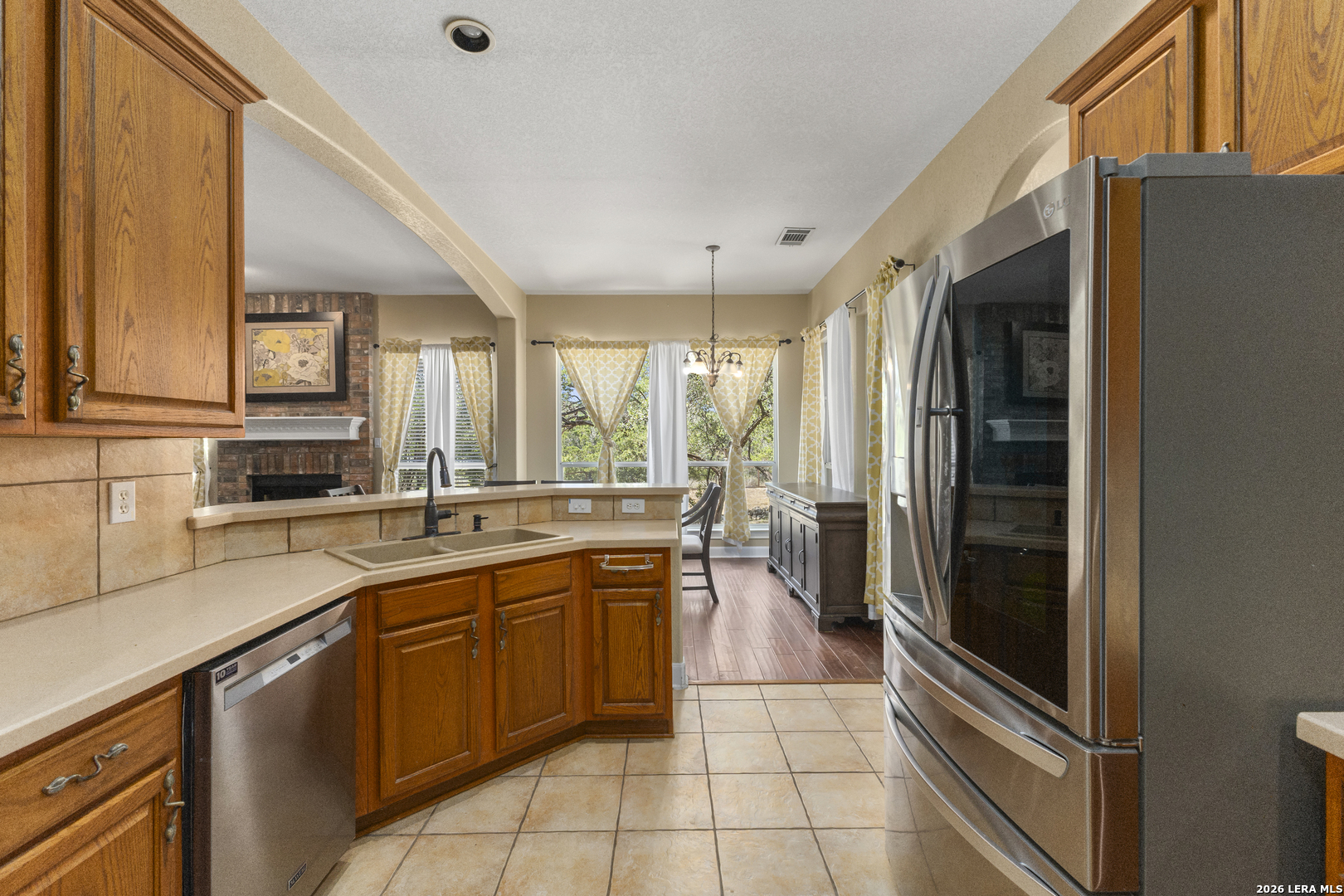 7614 MOSS BROOK DR