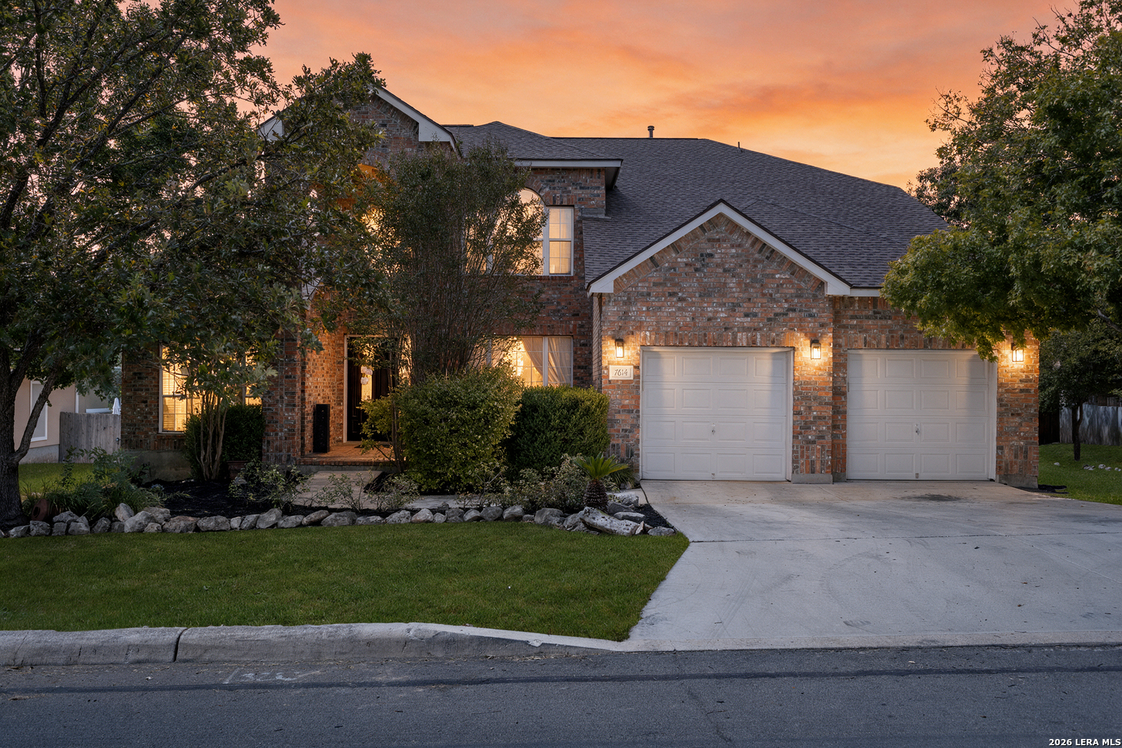 7614 MOSS BROOK DR