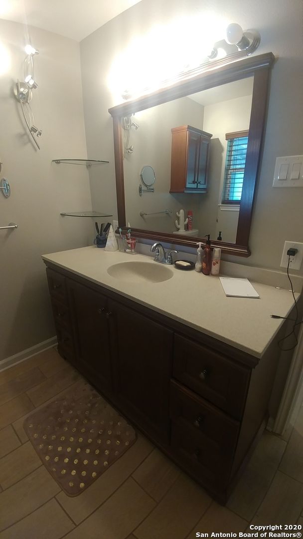 4818 Cambray Dr.