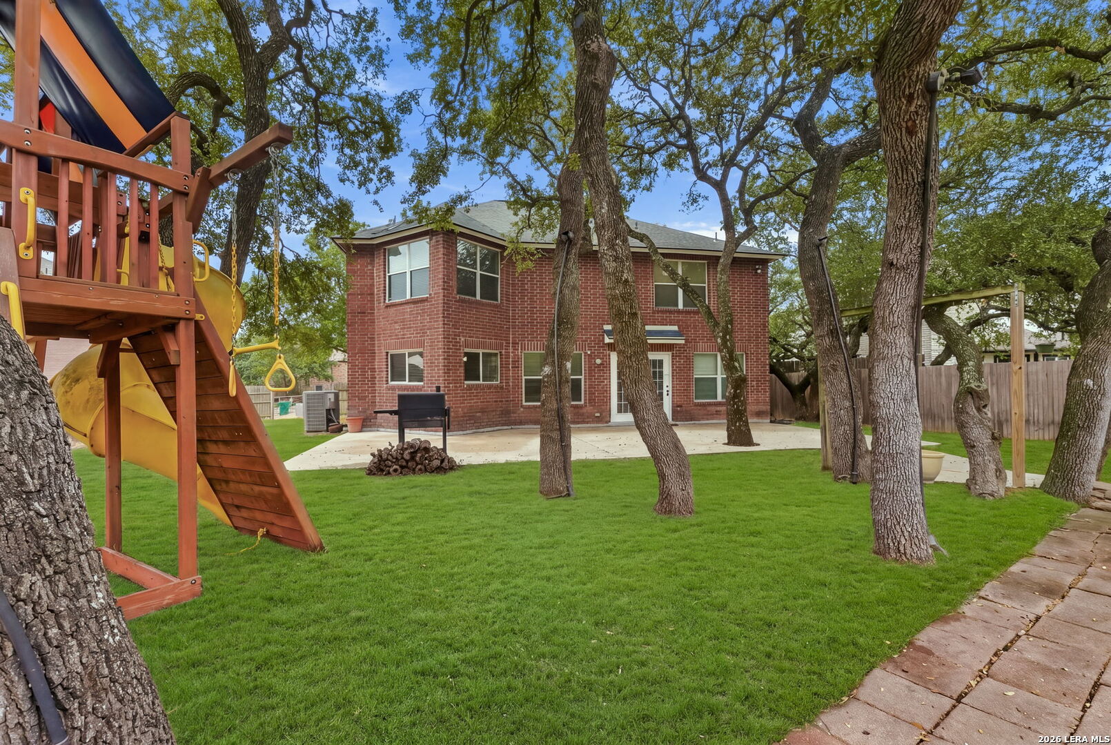 106 CHRISTEN CT