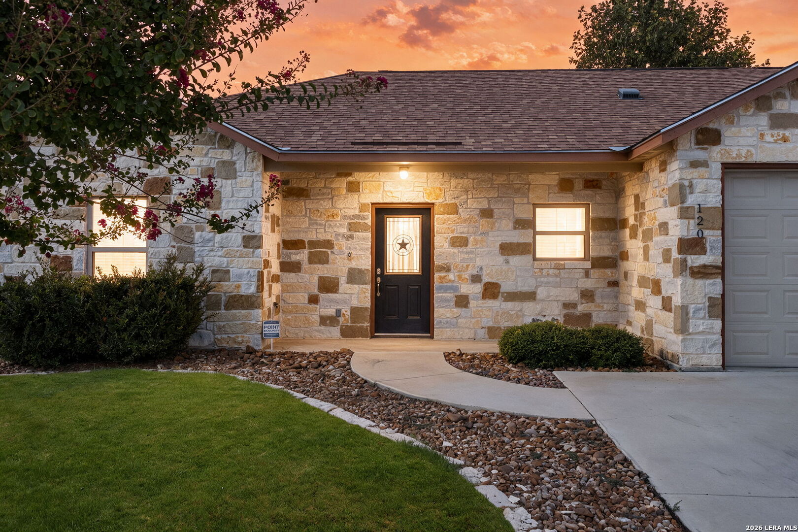 120 Navarro Crossing Unit: 2A