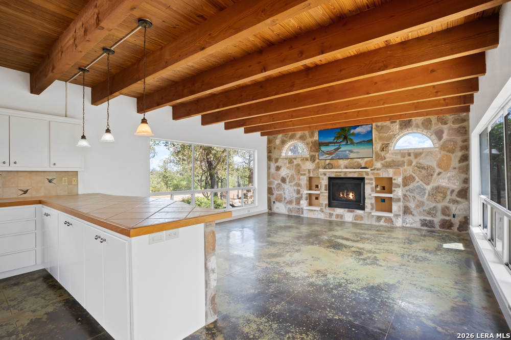 184 GUADALUPE HILLS LN