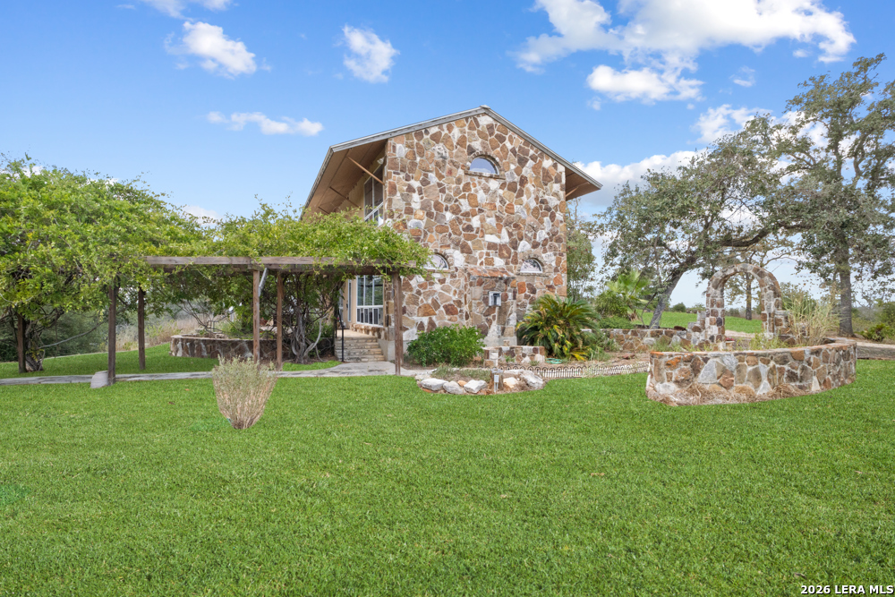 184 GUADALUPE HILLS LN