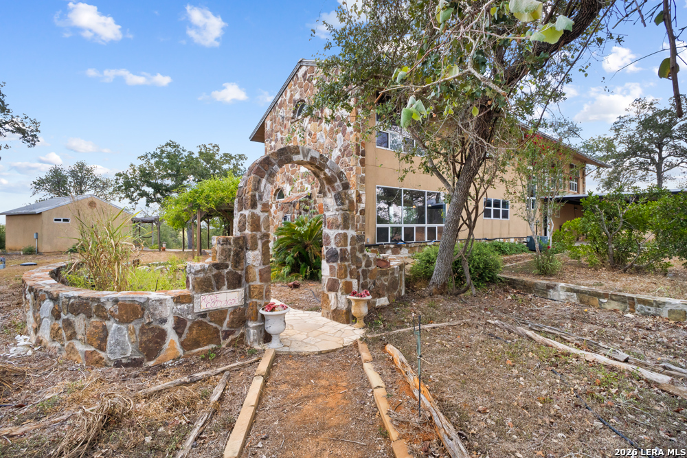 184 GUADALUPE HILLS LN
