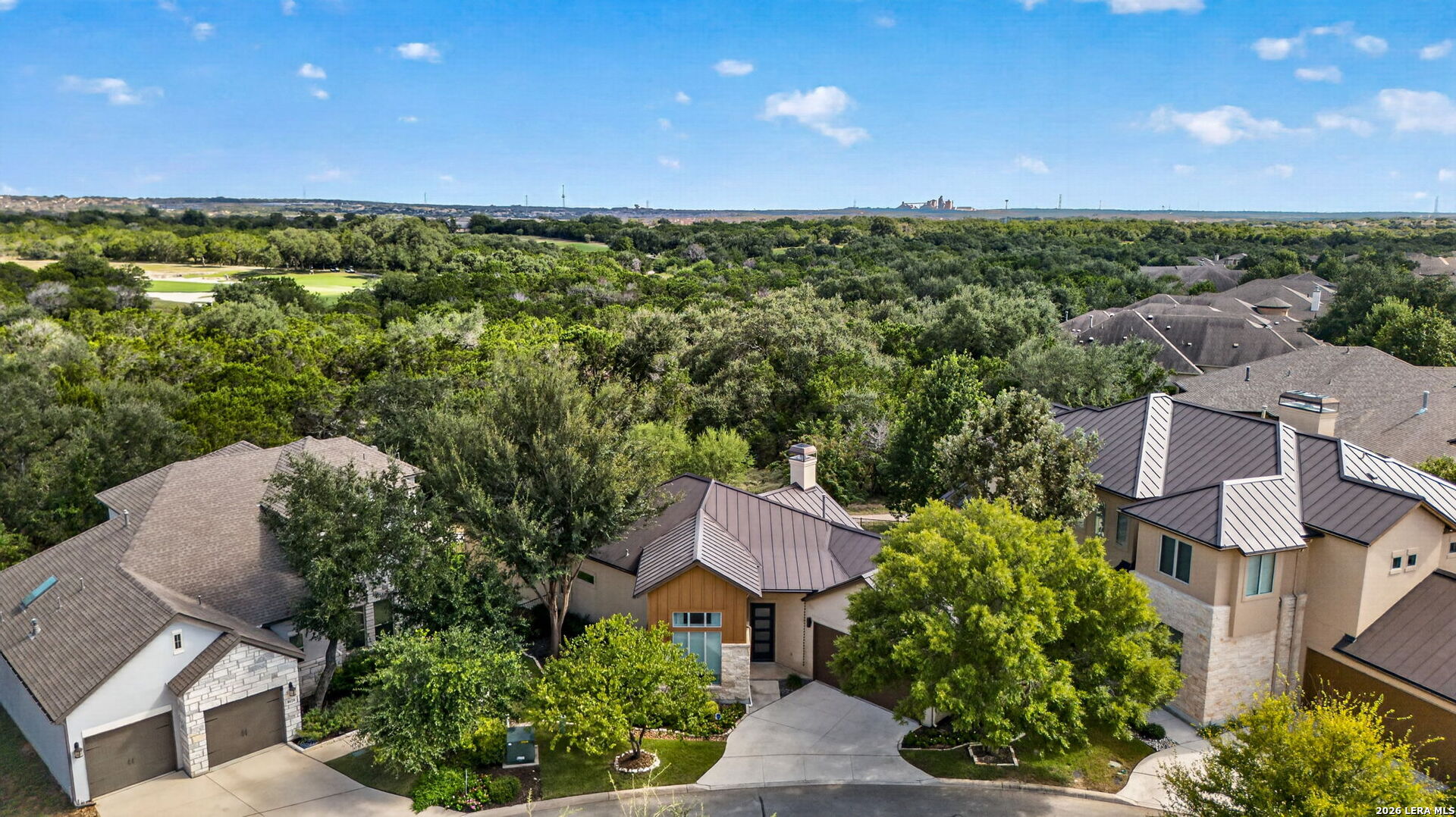 4624 AVERY WAY