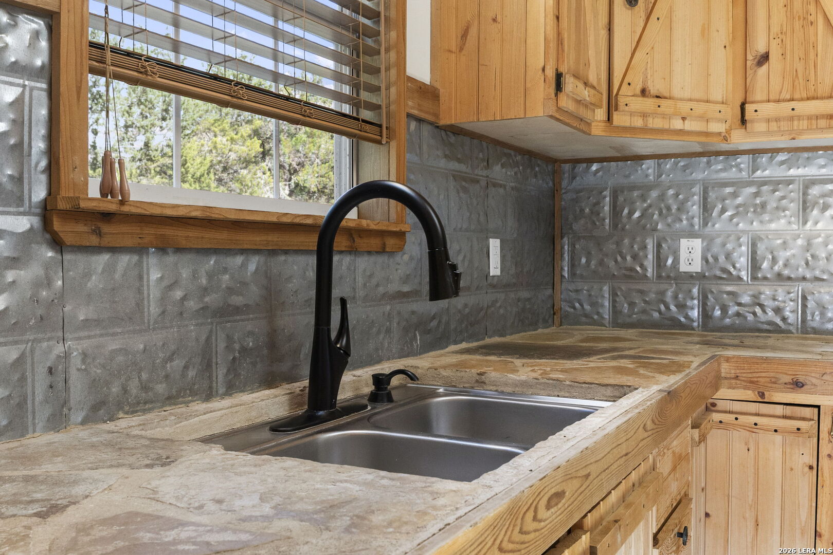 138 Comanche Path