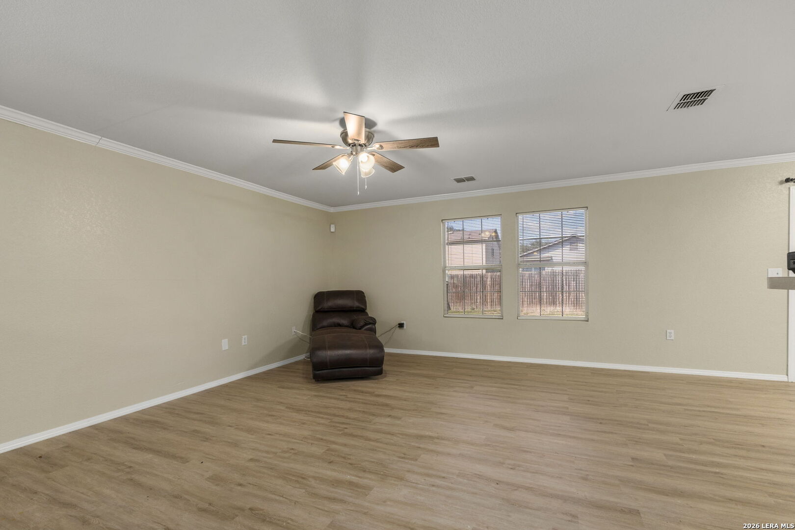 6011 Plumbago