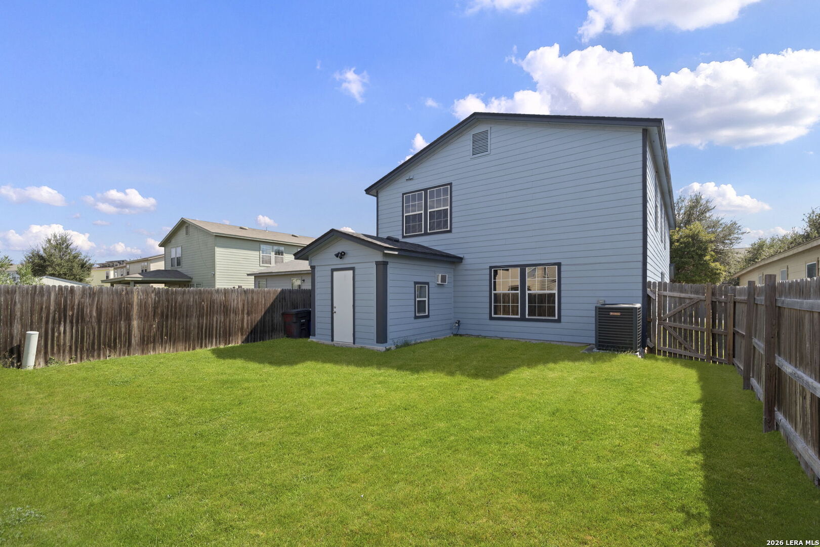 6011 Plumbago