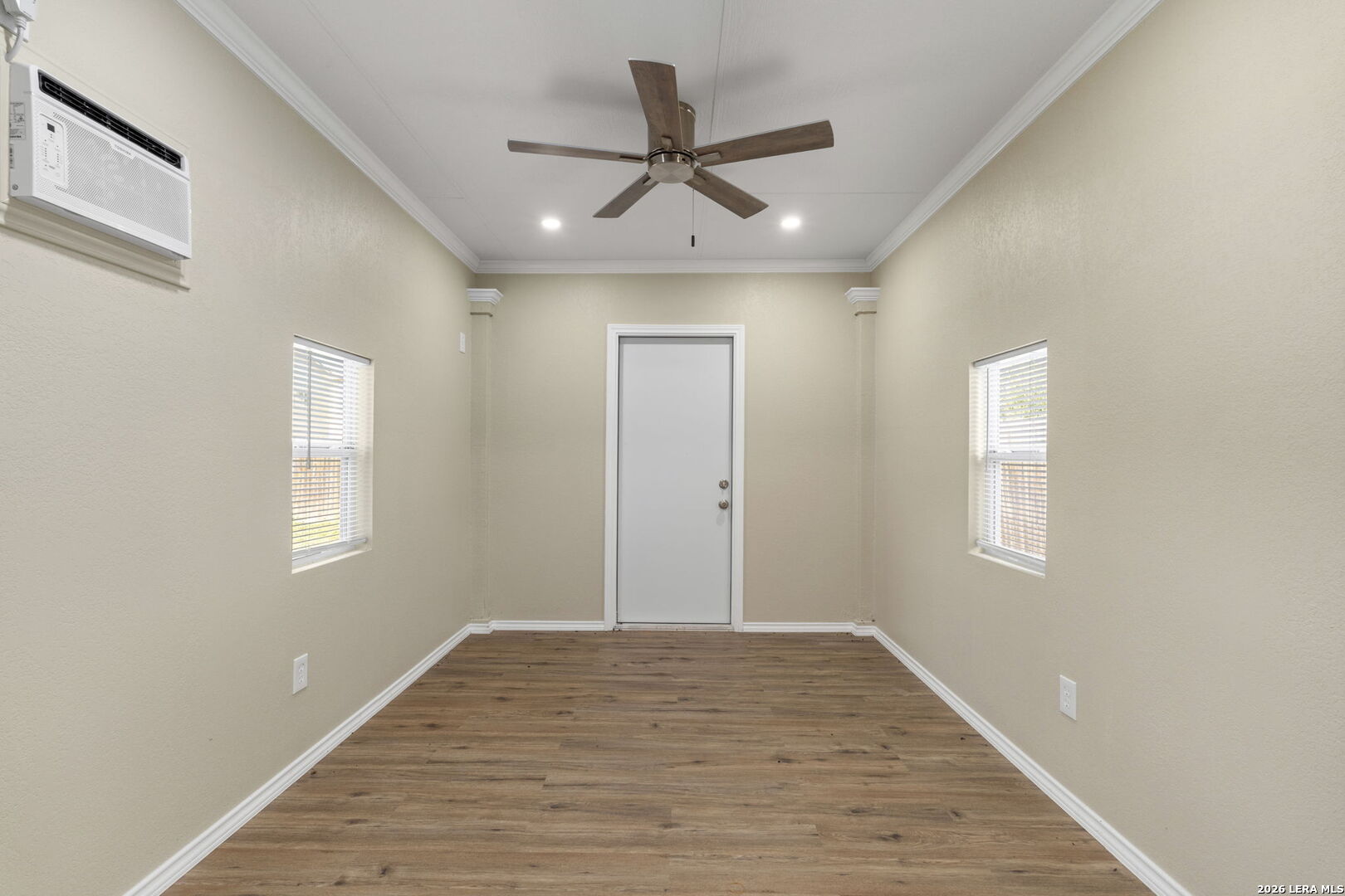 6011 Plumbago