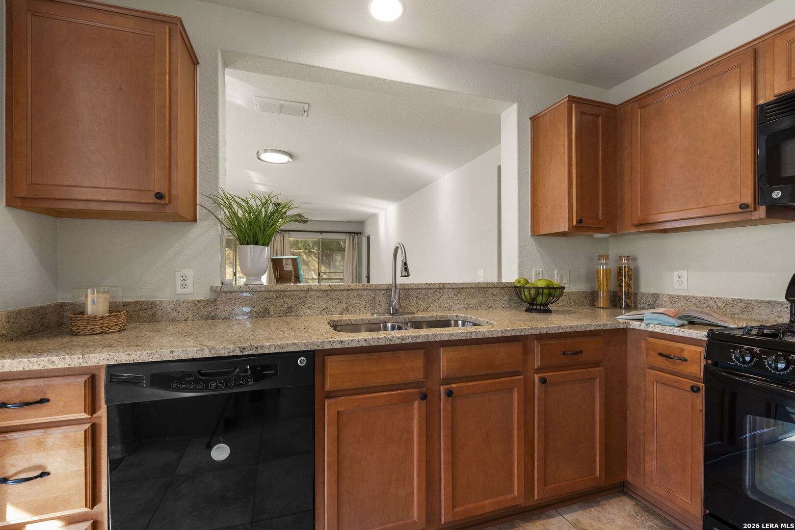 12507 Desert Palm