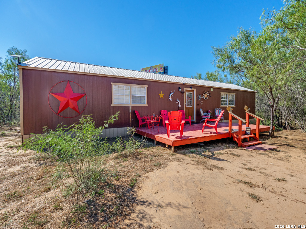 15725 N INTERSTATE 35