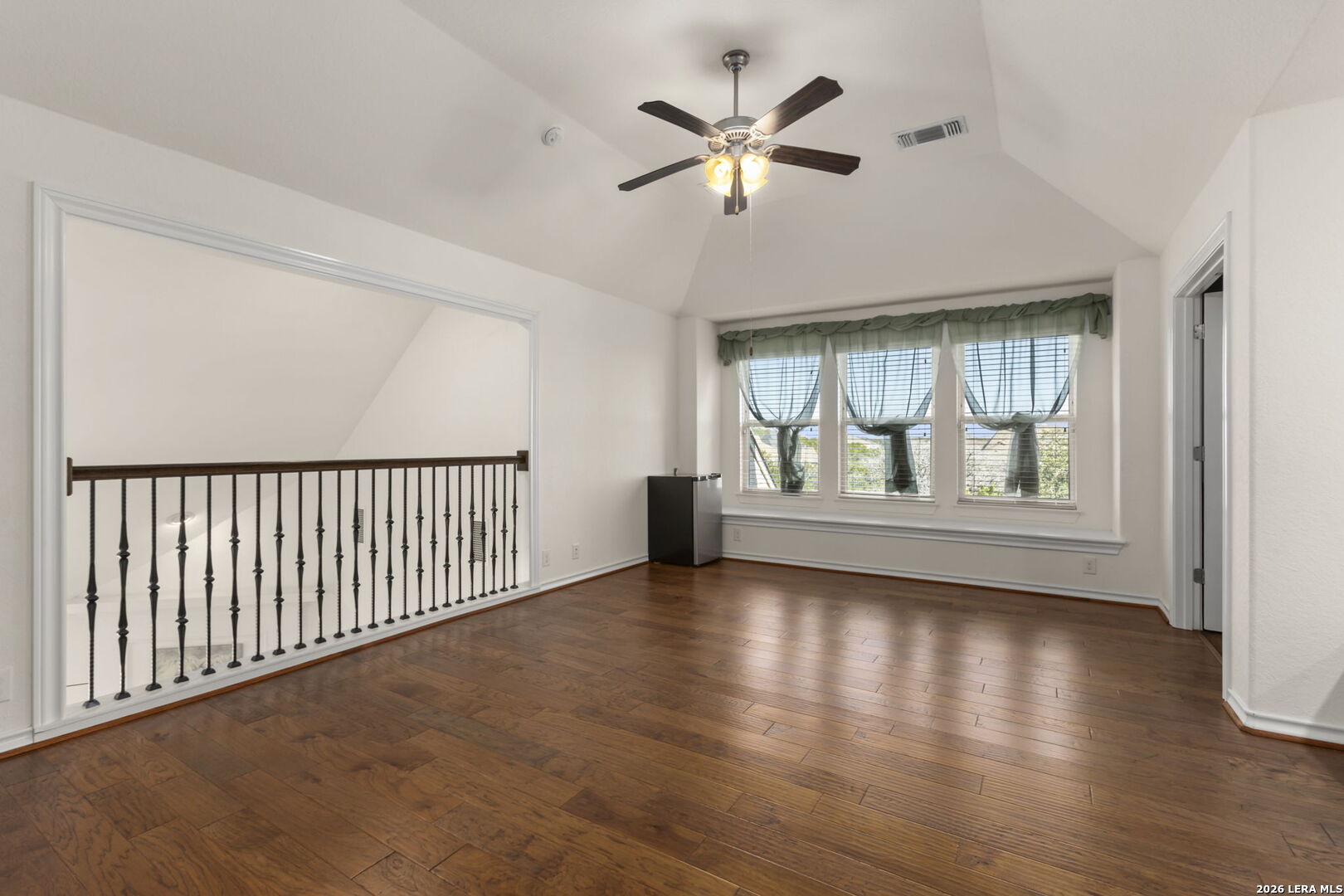 13310 TROTTING PATH
