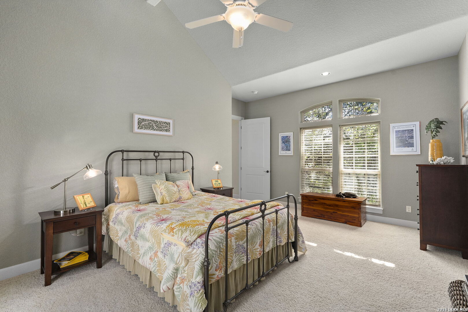 2214 Winding View