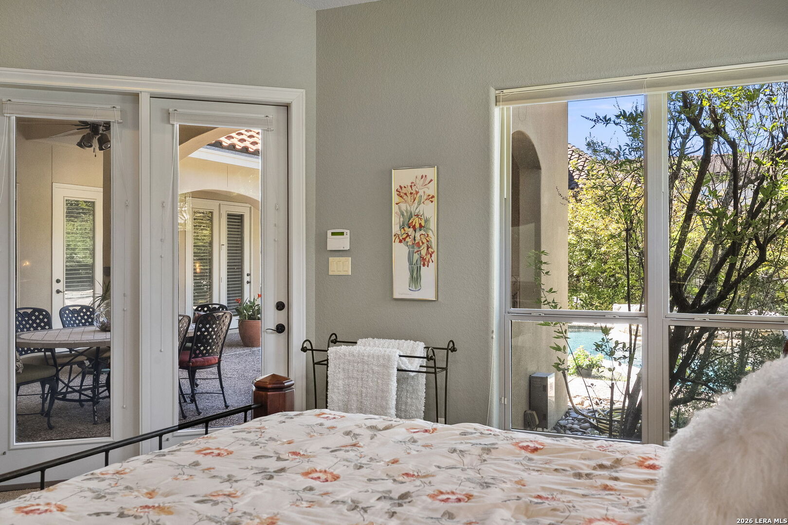 2214 Winding View