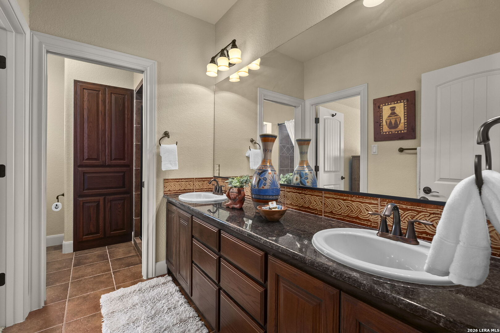 2214 Winding View