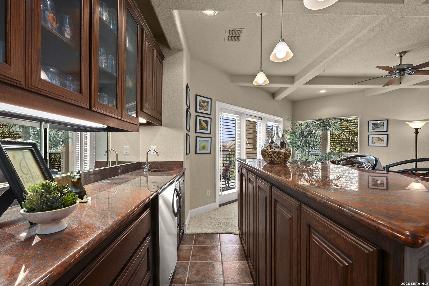 2214 Winding View