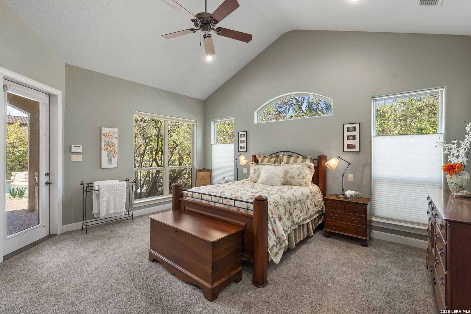 2214 Winding View