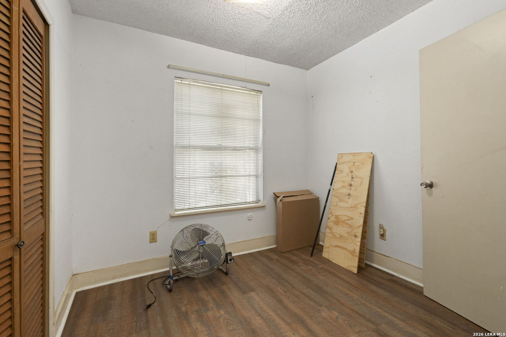 231 DUMOULIN AVE