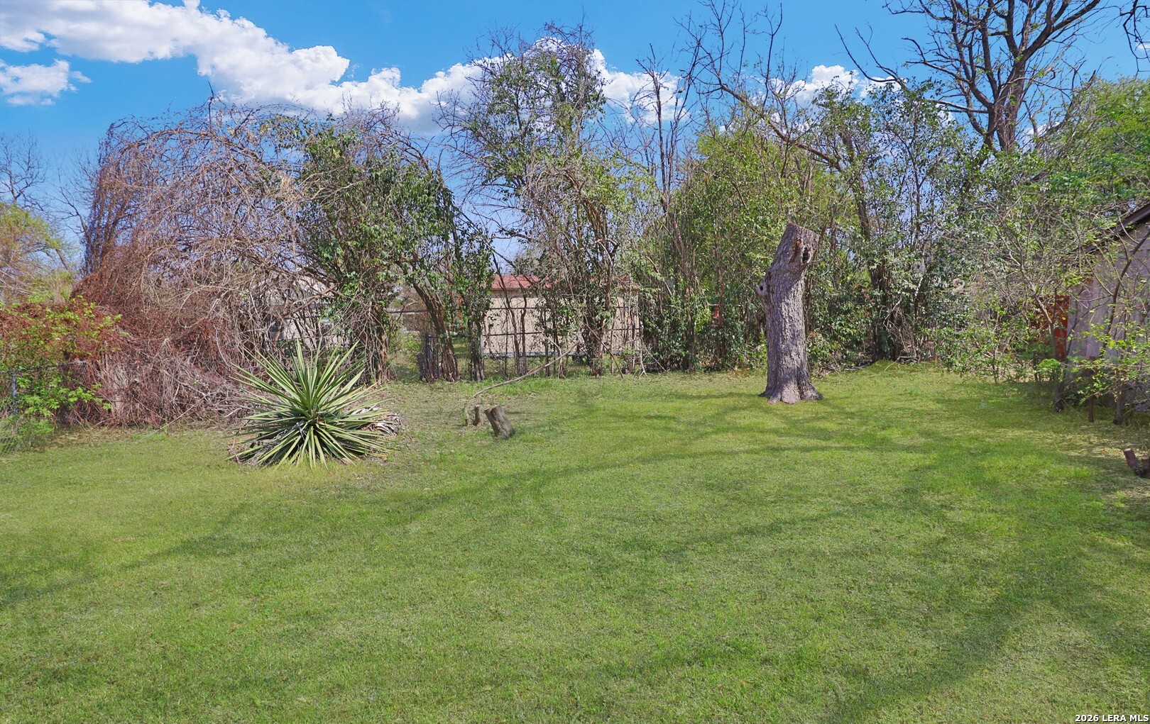 231 DUMOULIN AVE