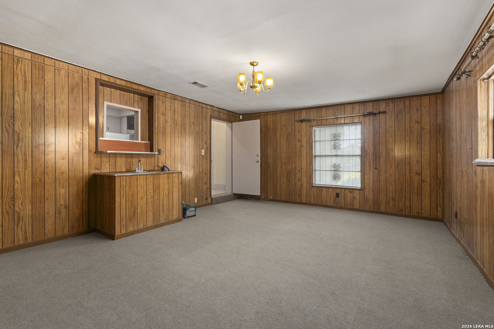 231 DUMOULIN AVE